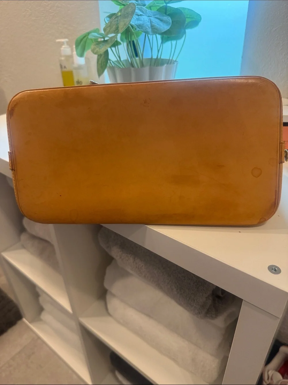 Louis Vuitton Monogram Alma Satchel in Brown and Tan - Picture 5 of 8